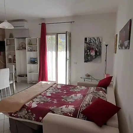 아파트 Santa Lucia *