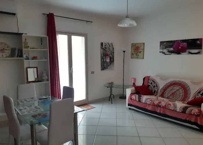 公寓 Santa Lucia 切法卢