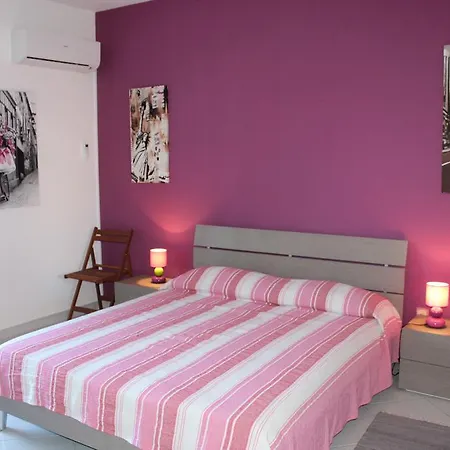 Santa Lucia Apartment *