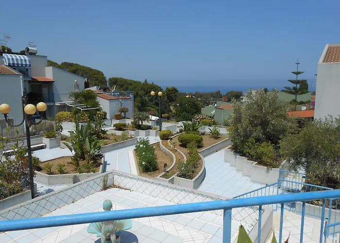 Santa Lucia Апартаменты Чефалу